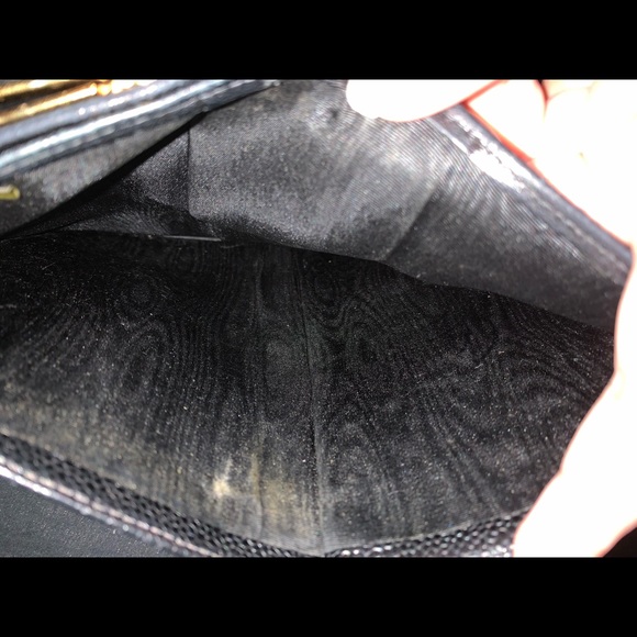 Authentic chanel wallet - Picture 8 of 15